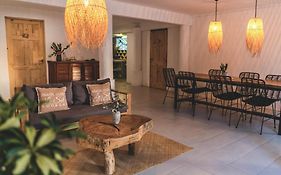 Cuatro Vientos Lodge & Apartments - Mal Pais, Costa Rica