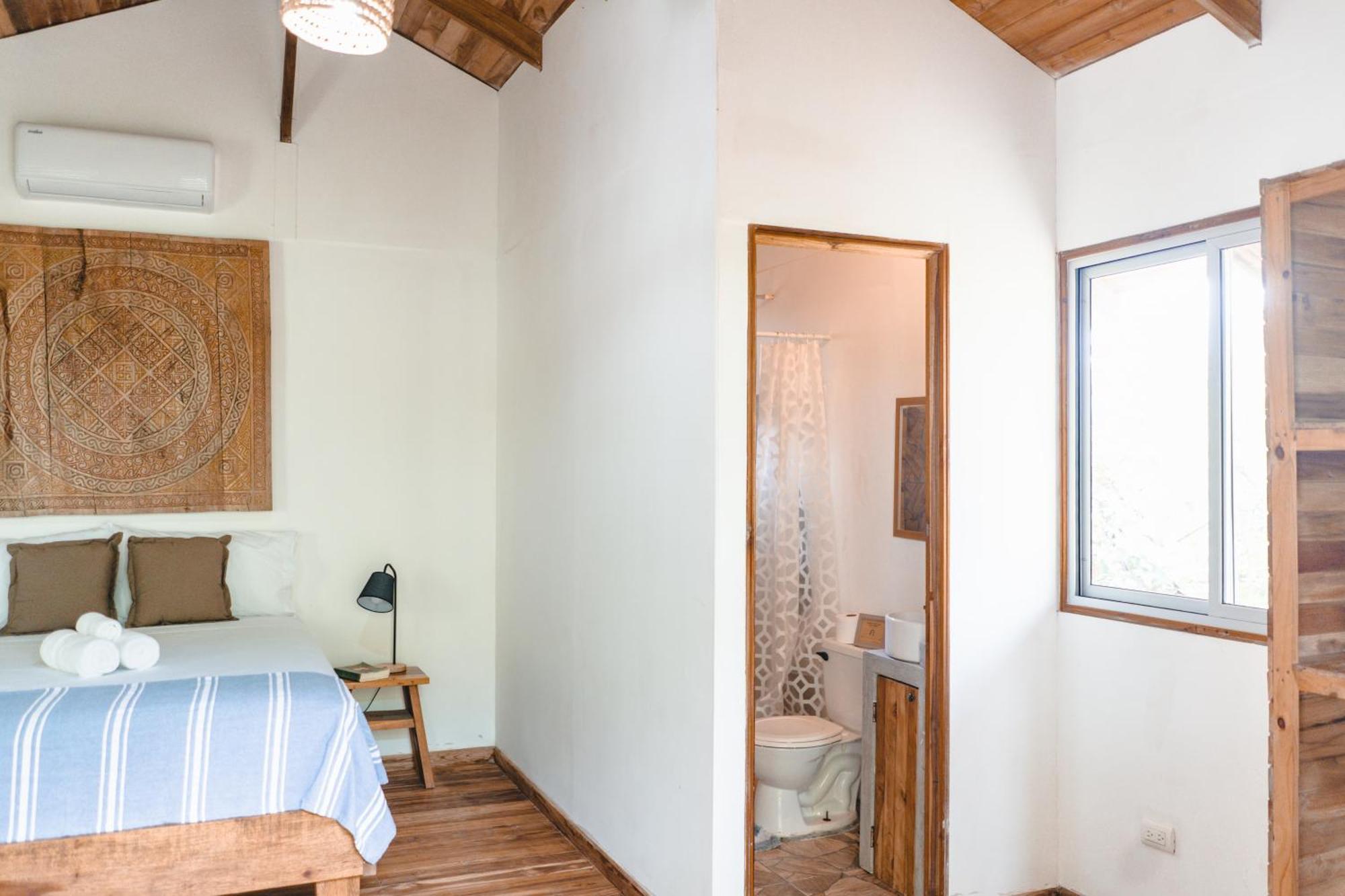 Cuatro Vientos Lodge & Apartments - Mal Pais, Costa Rica Playa Santa Teresa  Zimmer foto