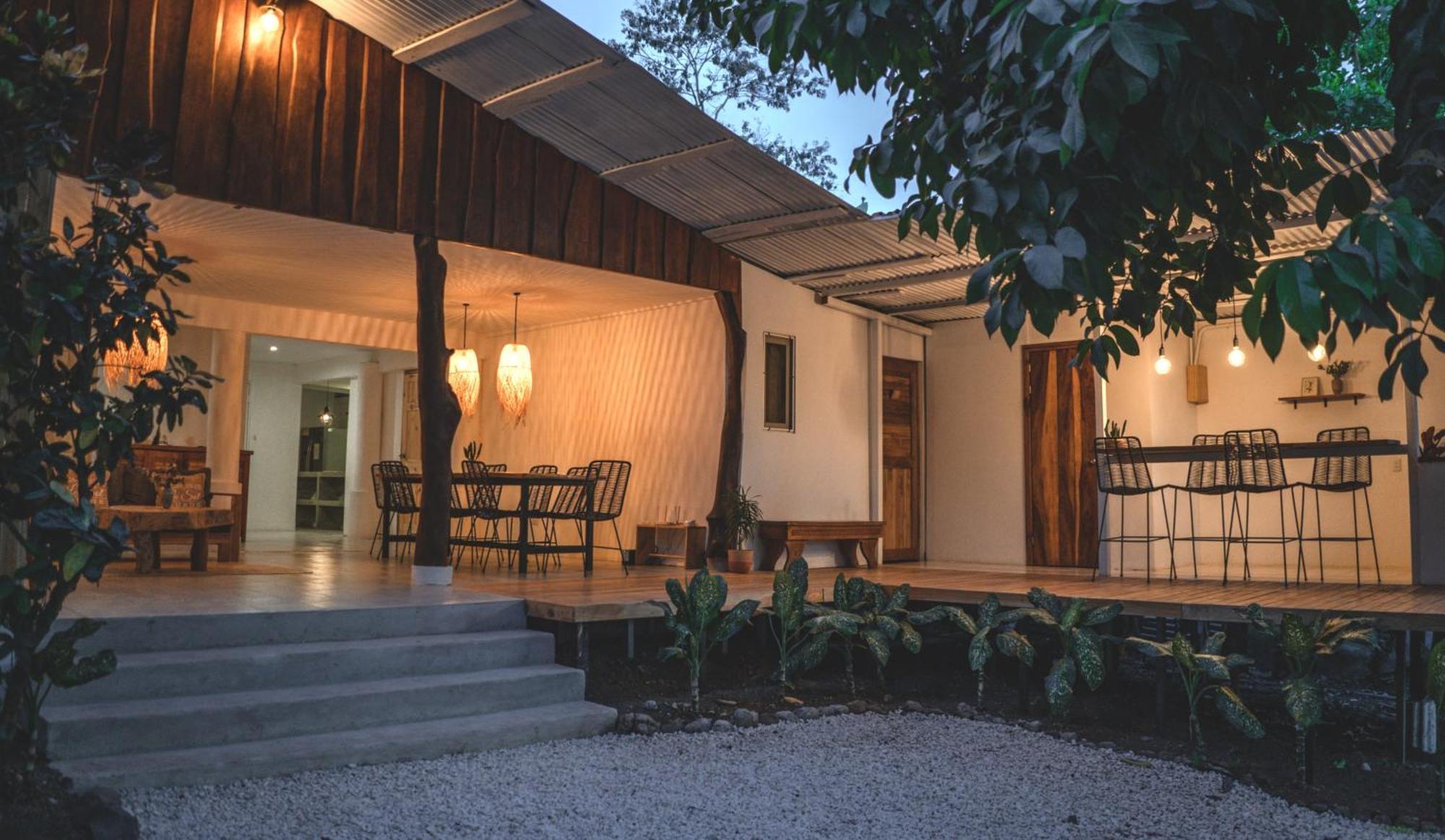 Cuatro Vientos Lodge & Apartments - Mal Pais, Costa Rica Playa Santa Teresa  Exterior foto
